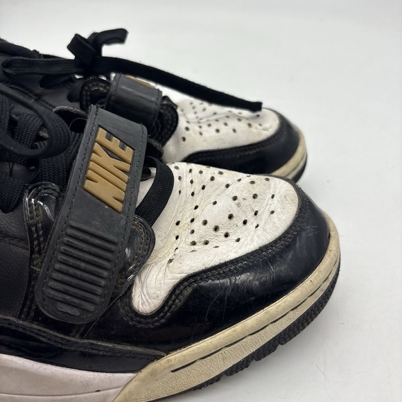 Nike Air Jordan Men's 8 Legacy 312 Low‎ Black Metallic Gold Lace Up Shoes - Picture 11 of 12